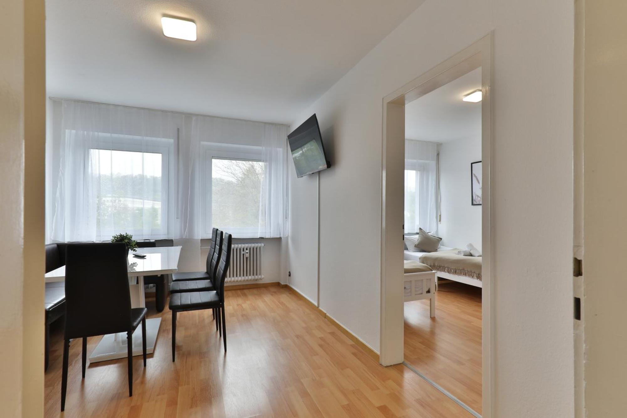 Moderne Ferienwohnungen - Service Wie Im Hotel Goeppingen Exterior photo